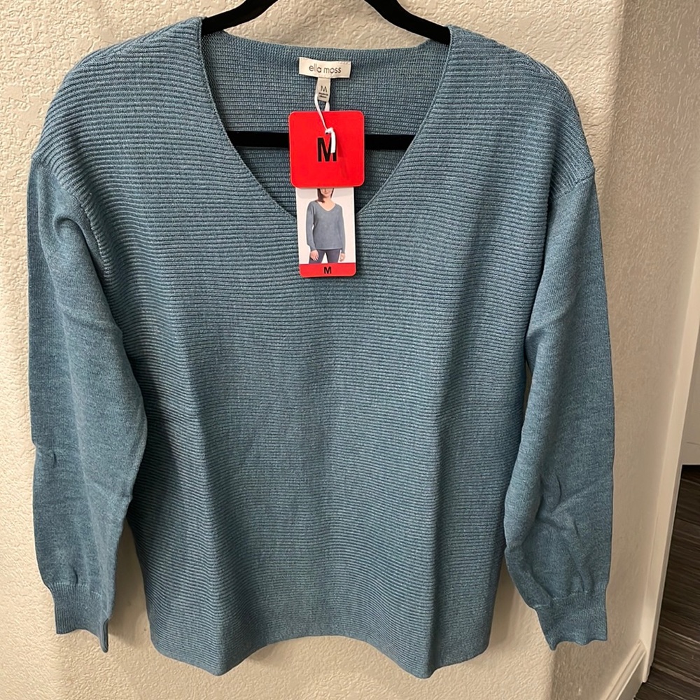 NWT Ella Moss Aqua V-neck sweater Size M